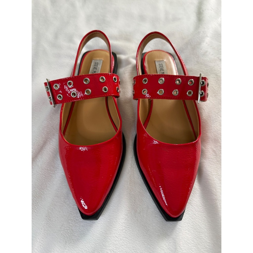 Steve Madden Red Patent Grommet Buckle Slingback Pointed Toe Flats Size 8.5